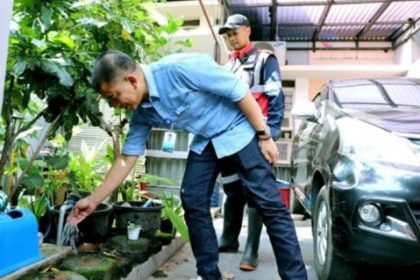 PDAM Tirtawening Lakukan Uji Alir ke Pelanggan di Bandung Timur
