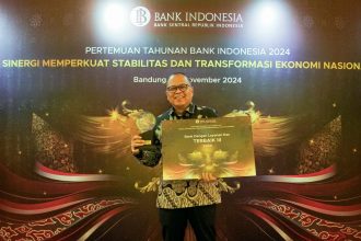 bank bjb Raih Penghargaan Bank dengan Layanan Kas Terbaik dari Bank Indonesia