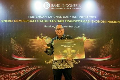 bank bjb Raih Penghargaan Bank dengan Layanan Kas Terbaik dari Bank Indonesia
